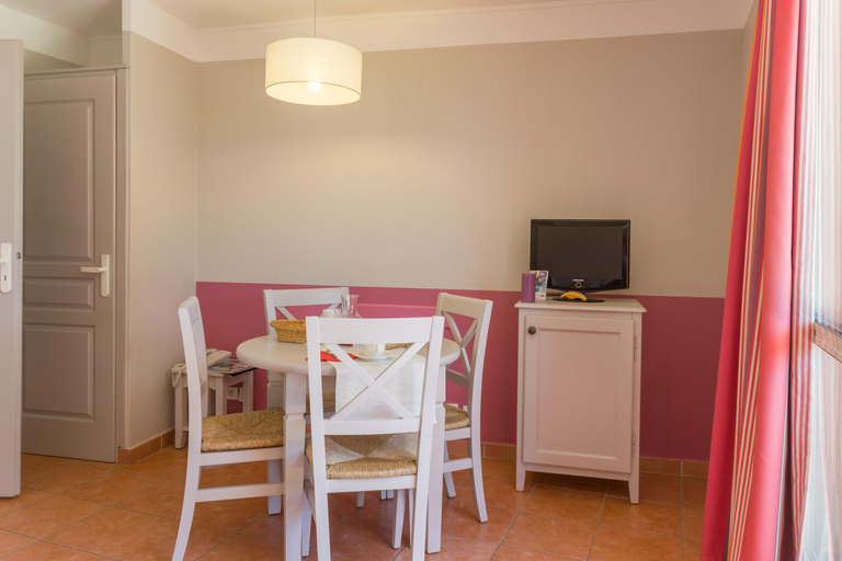 Bedroom 4, Residence PV Les Rives de Cannes Mandelieu, Alpes-Maritimes