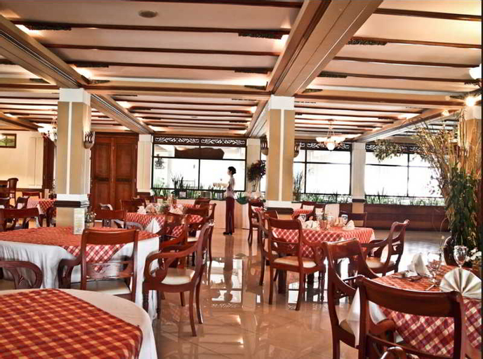 Royal Orchids Garden Hotel and Condominium, Malang