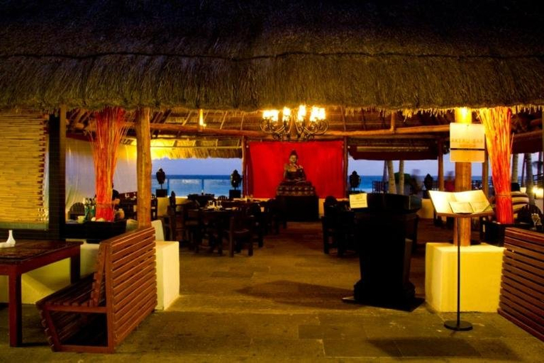 Public Area, Grand Oasis Cancun, Benito Juárez