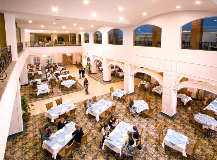 Food & Drinks 5, Titanic Palace, Safaja