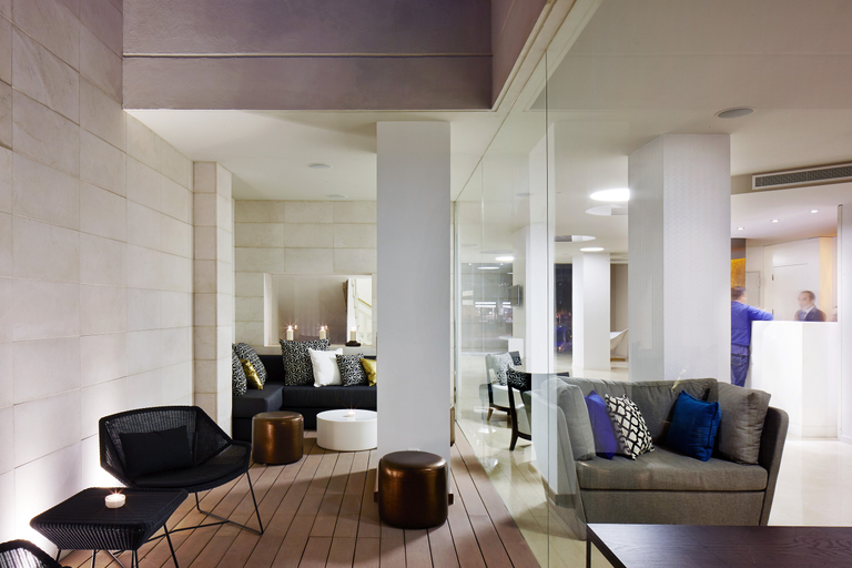 Public Area 3, Palladium, Baleares