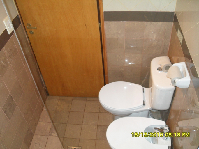 Bathroom 4, Solares del Sur, Lago Argentino