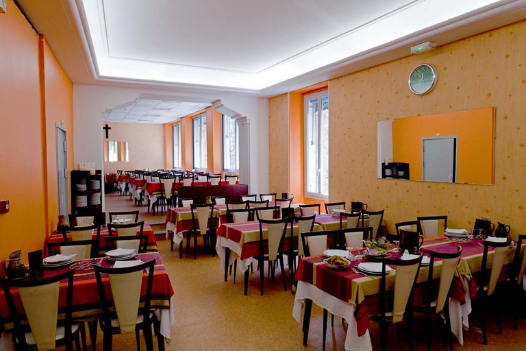 Food & Drinks 5, St Etienne, Hautes-Pyrénées
