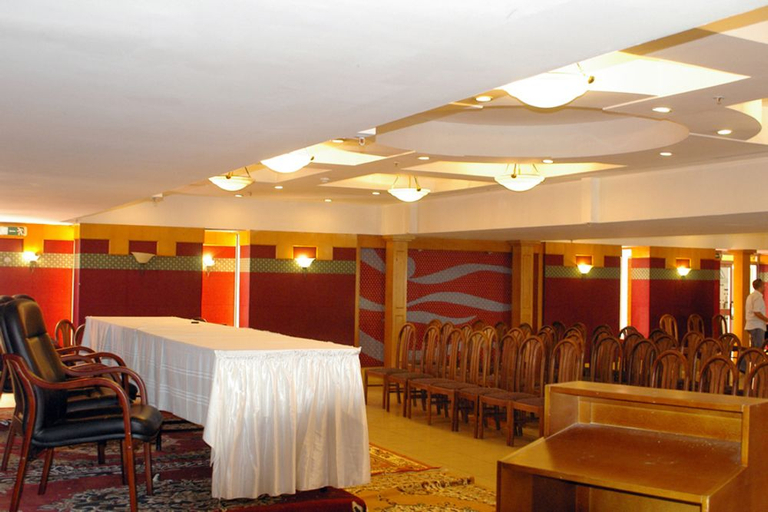 Public Area, Safir Mazafran, Zeralda