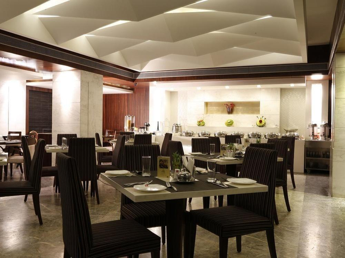 Food & Drinks 4, Lords Plaza Surat, Surat