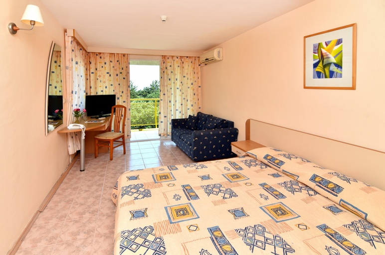 Bedroom 3, Hotel Orhidea, Balchik