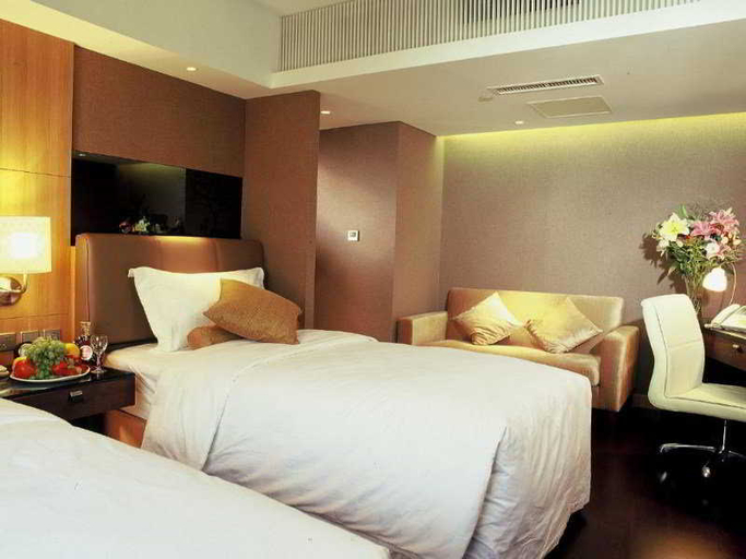 Bedroom 3, Beijing Changbaishan International Hotel, Beijing