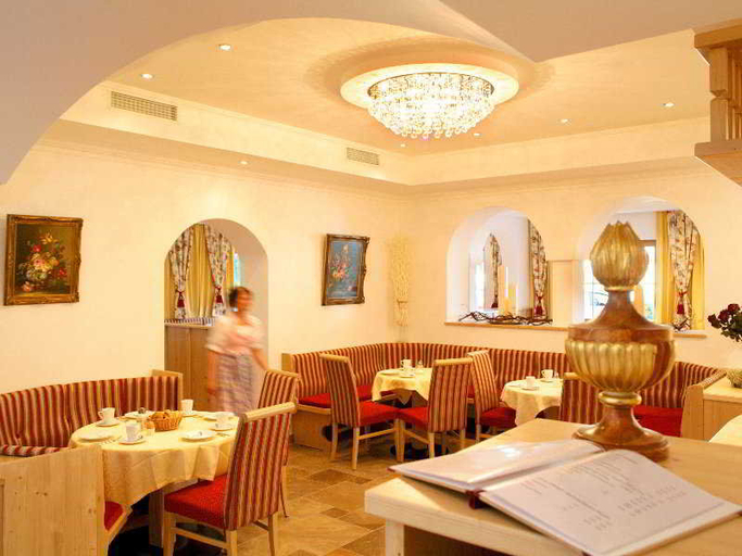 Food & Drinks 3, Der Schmittenhof und Nebenhaus, Zell am See