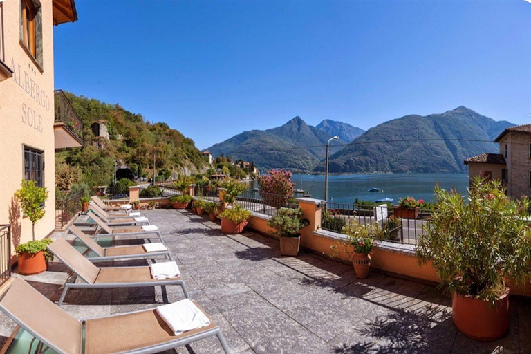 Public Area, Sole, Como