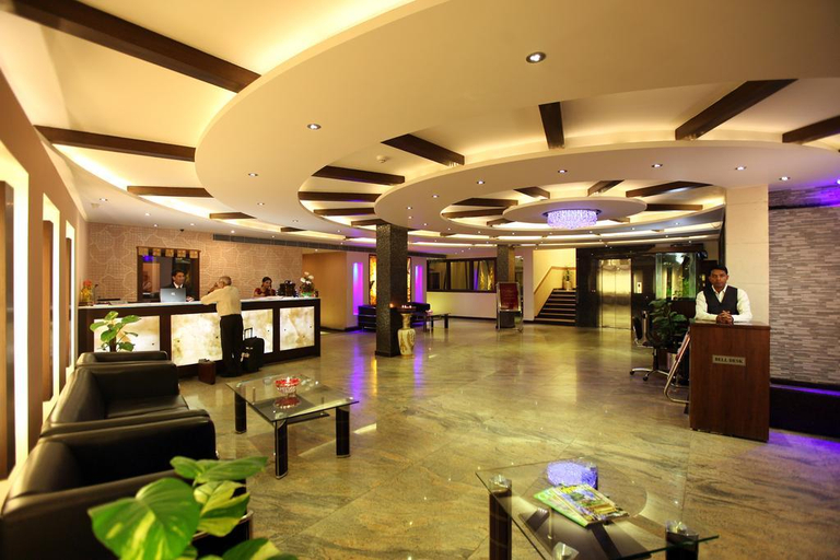 Public Area 5, Le Seasons, Delhi