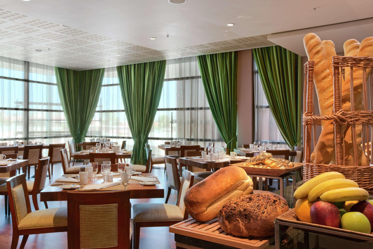 Public Area 4, Hilton Windhoek, Windhoek East