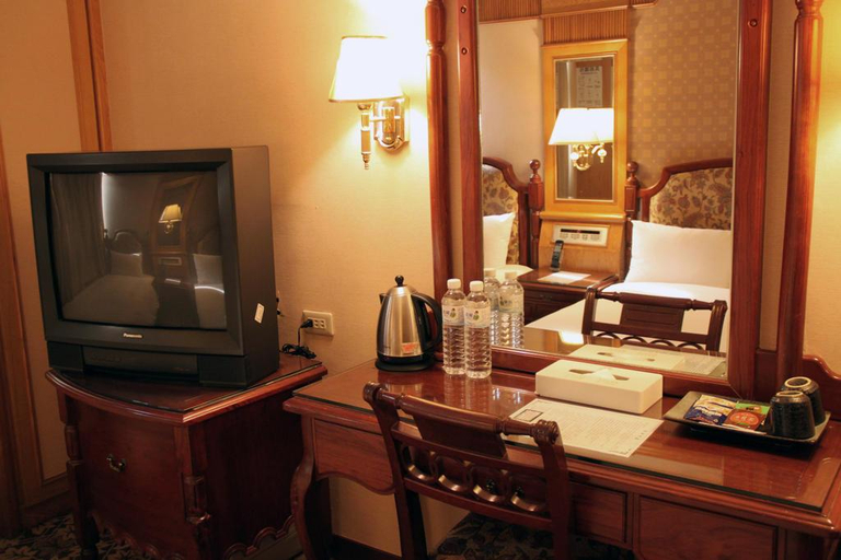 Exterior & Views 2, Meadow Hotel, Taipei City