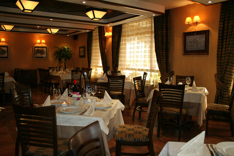 Food & Drinks 5, Evelina Palace, Bansko