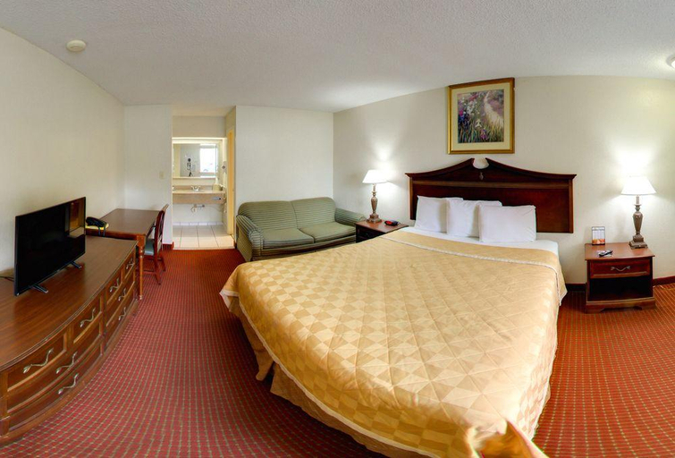 Bedroom 4, Key West Inn Newport News, Newport News