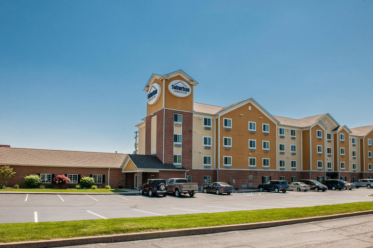 Exterior & Views 2, Suburban Studios South Bend Notre Dame Area, Saint Joseph