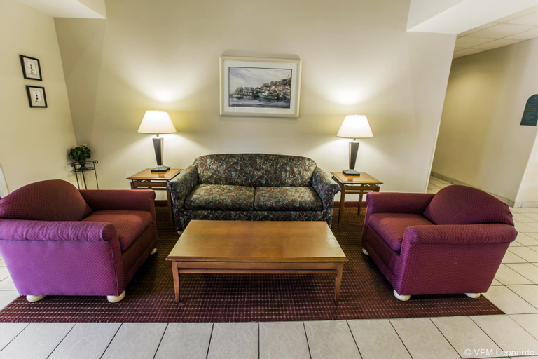 Public Area 3, MainStay Suites Wilmington - University Area, New Hanover