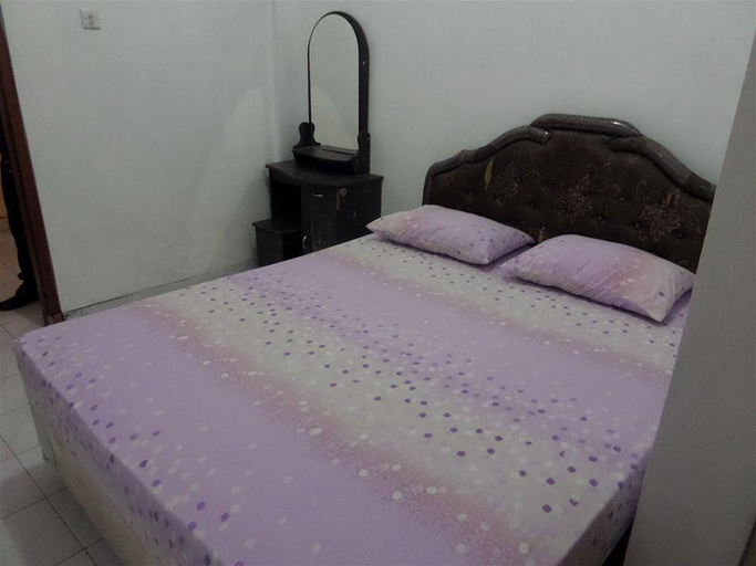 Bedroom, Merapi Hotel, Yogyakarta