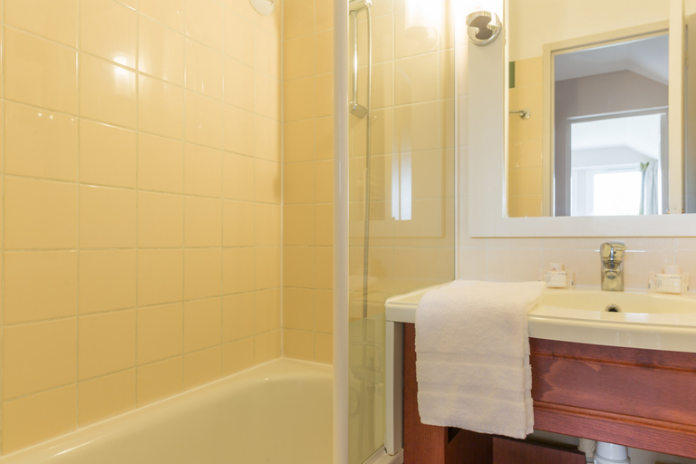 Bathroom 4, Pierre et Vacances Village Normandy Garden, Calvados