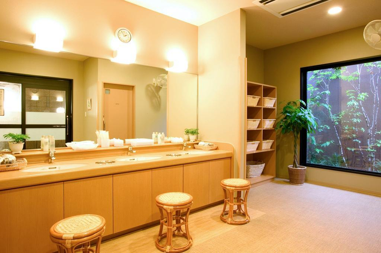 Bathroom 5, Hotel Route Inn Yatsushiro, Yatsushiro