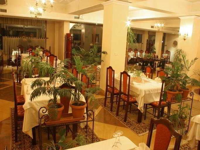 Public Area 4, Hotel Baron, Tiranës