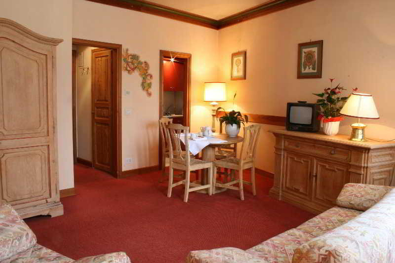 Bedroom 3, R.T.A Hotel Catturani, Trento