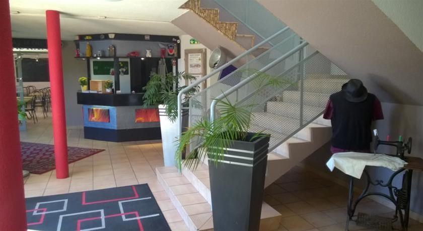 Public Area, Hôtel L'Etoile - Airport - A61, Aude