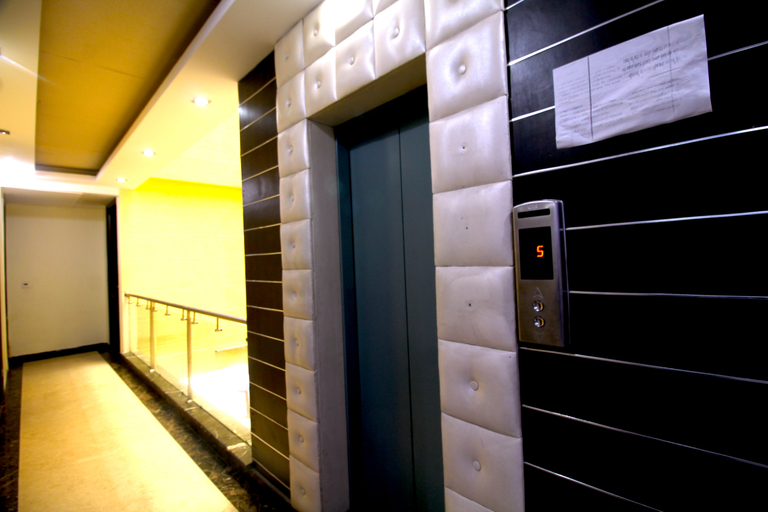 Public Area 3, Hotel Vista Inn, Delhi