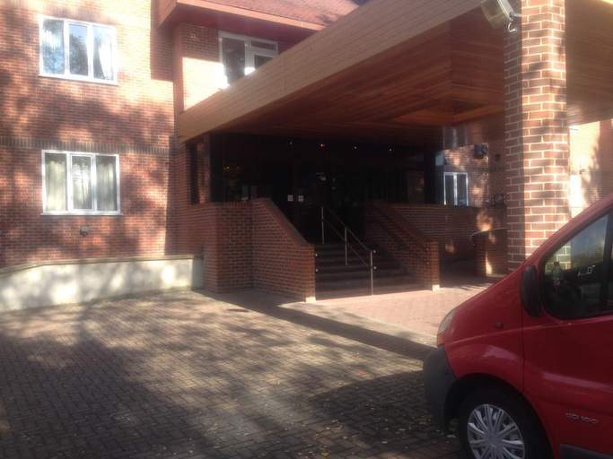 Public Area, Parkside International Hotel, Reading