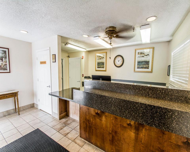 Public Area 2, Studio 6 Extended Stay - Jacksonville, FL - South, Duval
