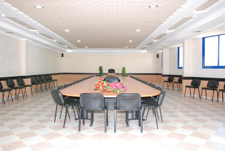 Business Facilities, Safa, Tiznit