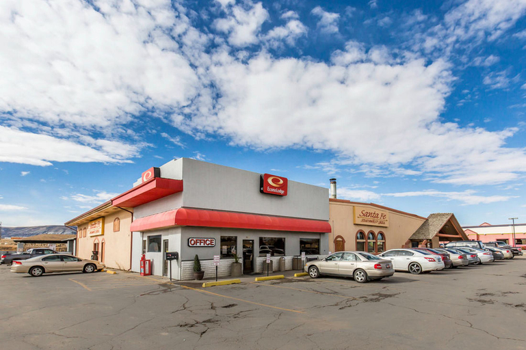 Exterior & Views 2, Studio 6 Rock Springs, WY - Flaming Gorge, Sweetwater