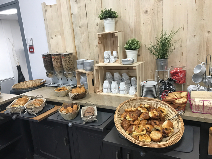 Food & Drinks 5, Kyriad Direct Agen, Lot-et-Garonne