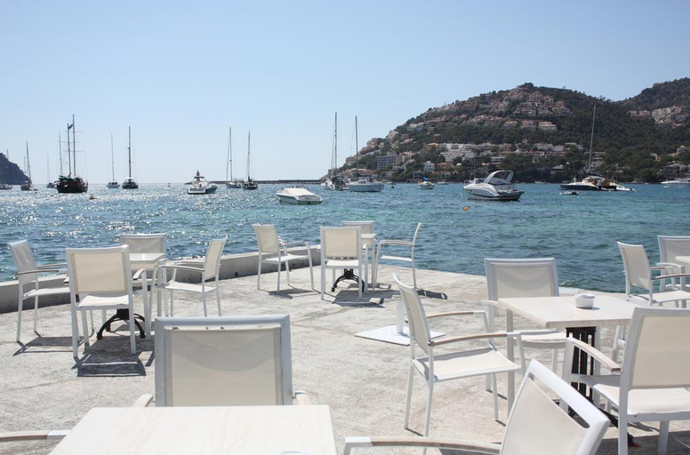 Food & Drinks 5, Brisamar Affiliated by Fergus, Baleares