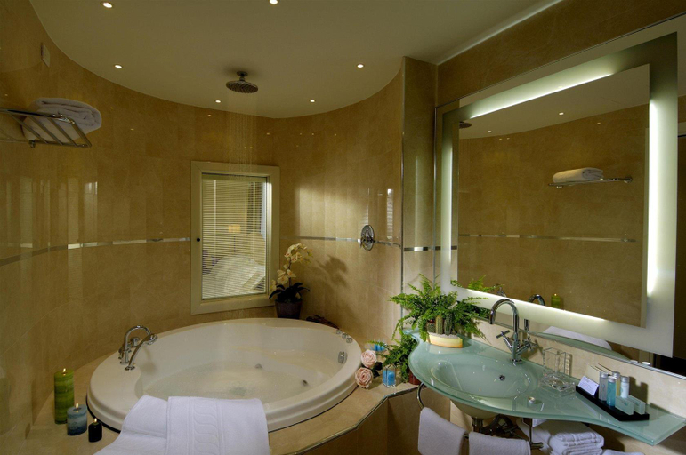 Bathroom, Rizzi Aquacharme Hotel & Spa, Brescia