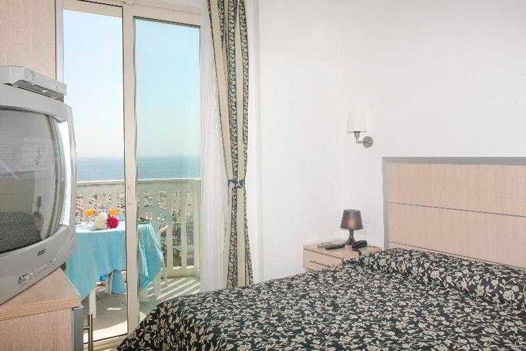 Bathroom 5, Residence T2, Rimini