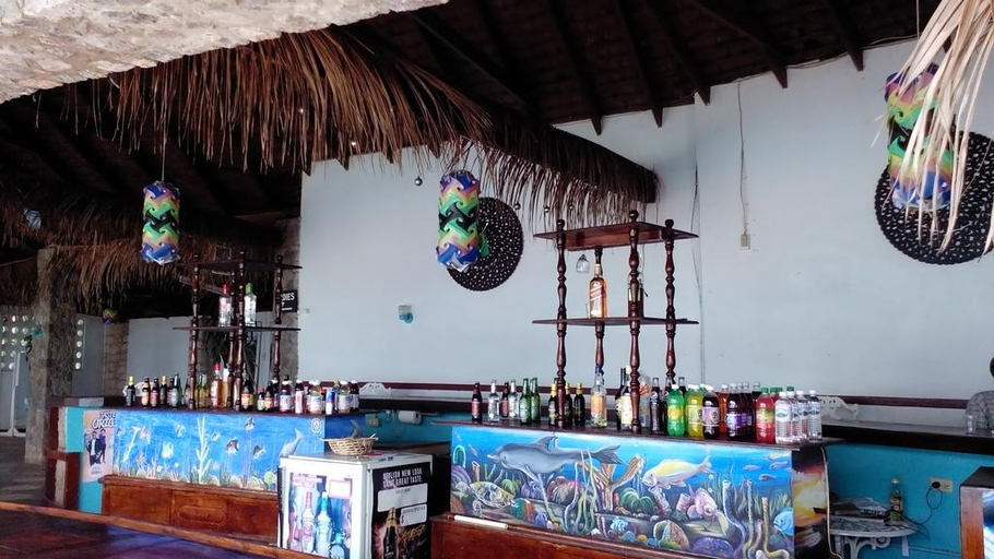 Food & Drinks, Silver Seas Hotel
