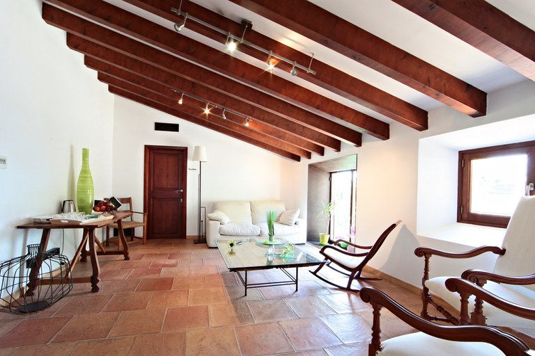 Public Area 4, Can Joan Capo, Baleares