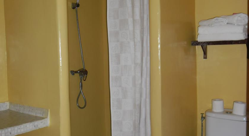 Bathroom 4, Riad Zahra, Essaouira