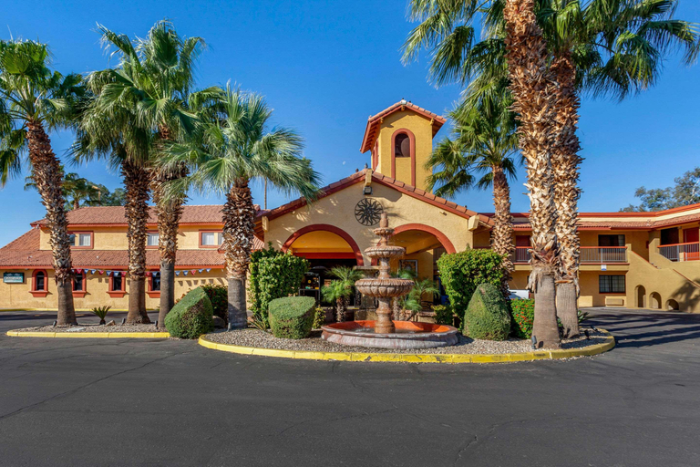 Exterior & Views 2, Quality Inn & Suites Goodyear - Phoenix West, Maricopa
