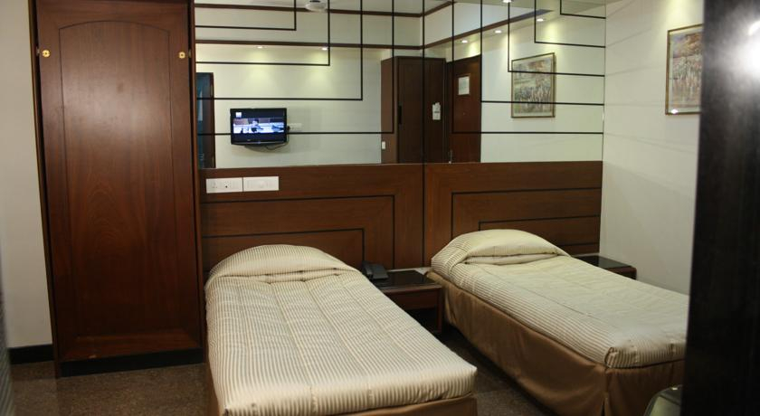 Sport & Beauty, Karl Residency, Mumbai Suburban