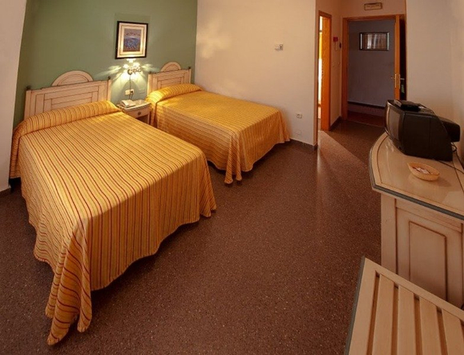 Bedroom 3, Los Bartolos, Murcia