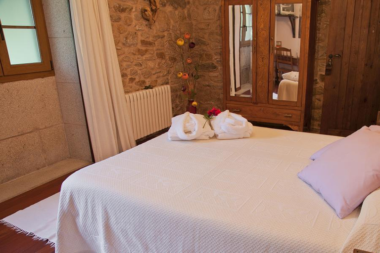 Bedroom 1, Casa de Trillo Apartments, A Coruña