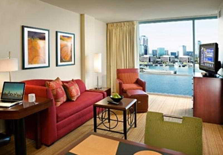 Bedroom 3, Residence Inn Long Beach Downtown, Los Angeles