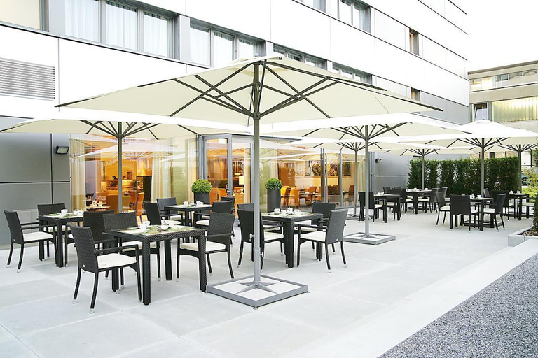 Food & Drinks 5, Moxy Zurich, Zürich