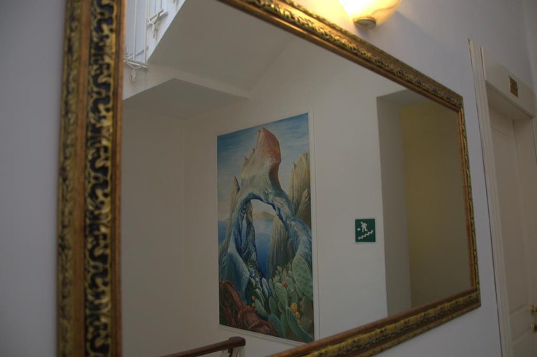 Public Area, Esperia, Napoli