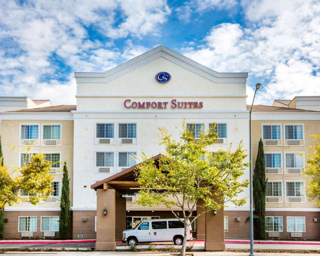 Comfort Suites, Fresno