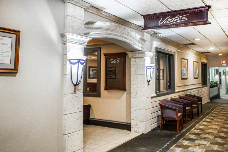 Public Area 5, Ramada By Wyndham Bel Aire Erie, Erie