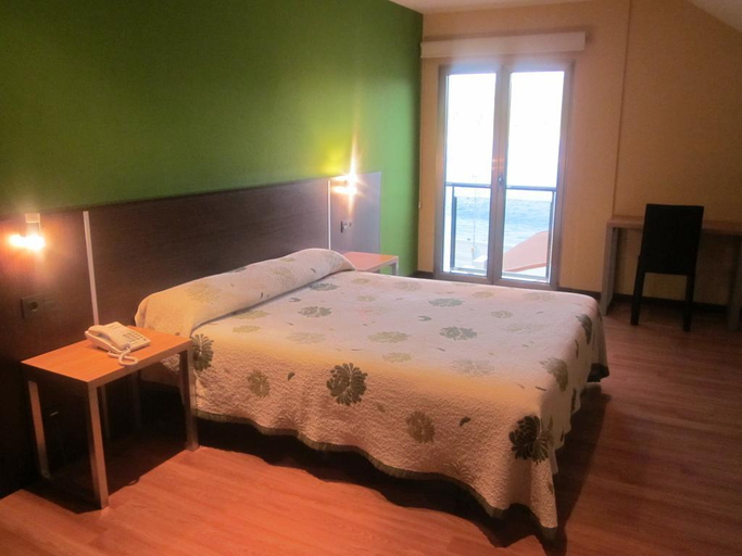Bedroom 3, Alda Corcubion, A Coruña