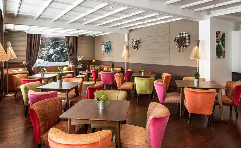 Public Area 3, Hotel Ormelune, Savoie