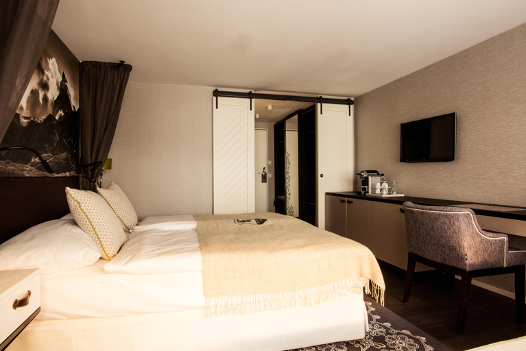 Bedroom 3, Alpenhof, Visp